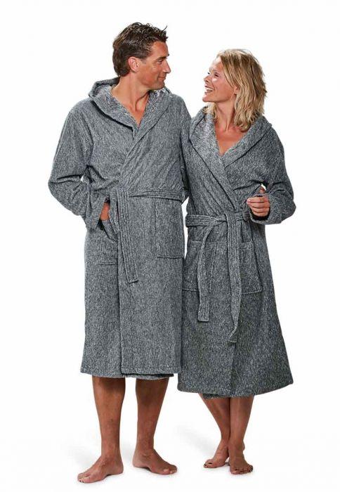 Erge, ernstige vasteland Krachtcel Welke badjas is geschikt voor de sauna?